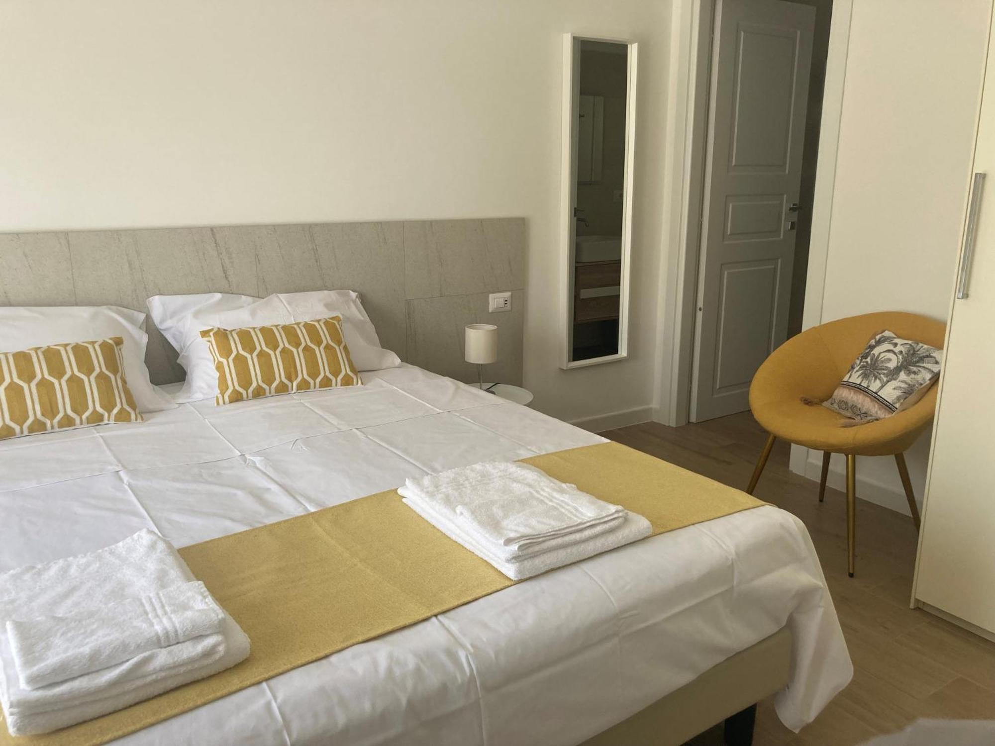 Strettomare-business & Travel *