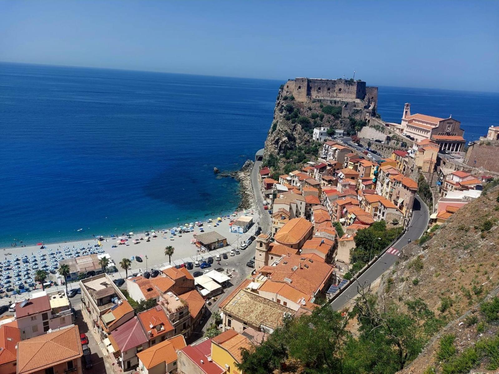 Strettomare-business & Travel Apartment Reggio Calabria